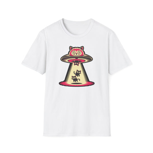 Cat UFO T-Shirt - Fun, Casual Style for Cat Lovers, Gifts, Parties