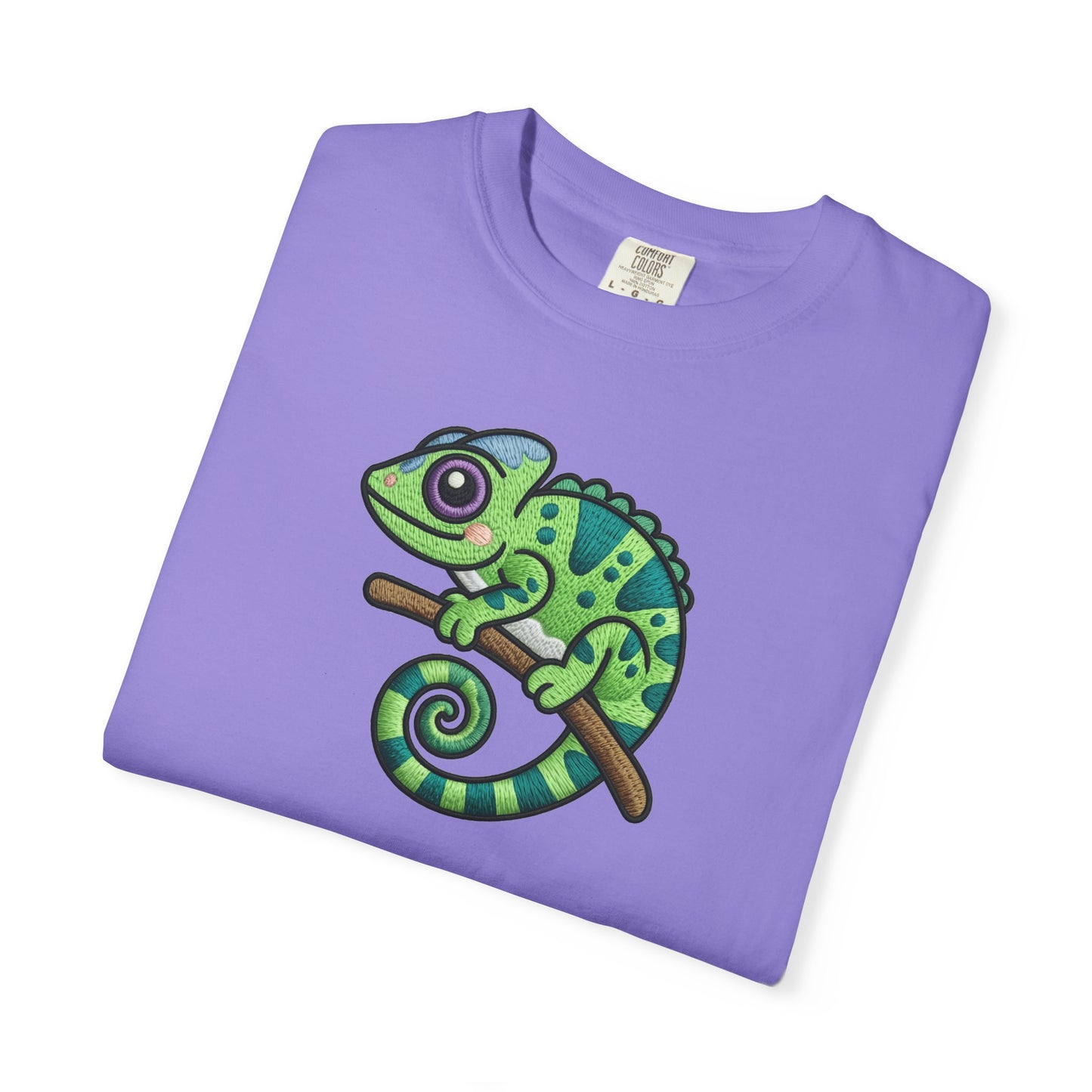 Embroidery Illusion Chameleon Graphic T-Shirt