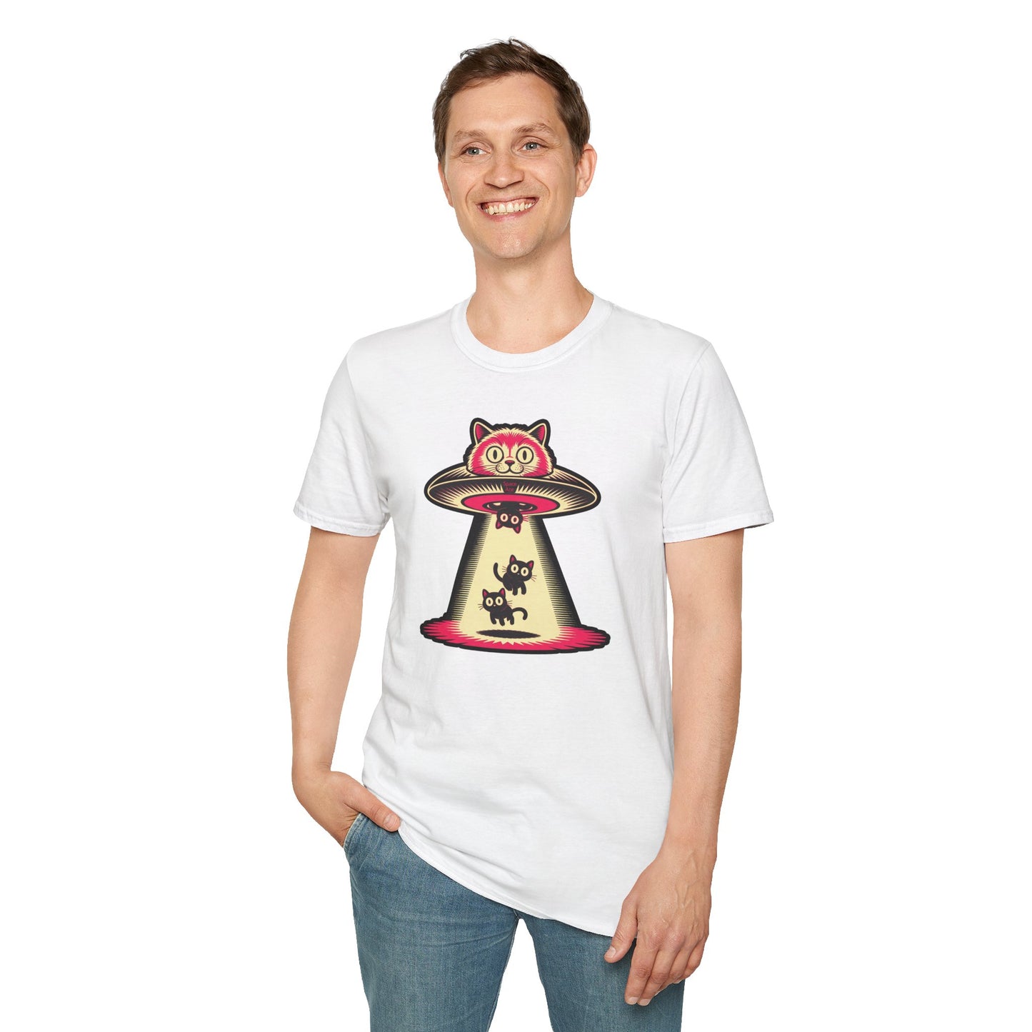 Cat UFO T-Shirt - Fun, Casual Style for Cat Lovers, Gifts, Parties
