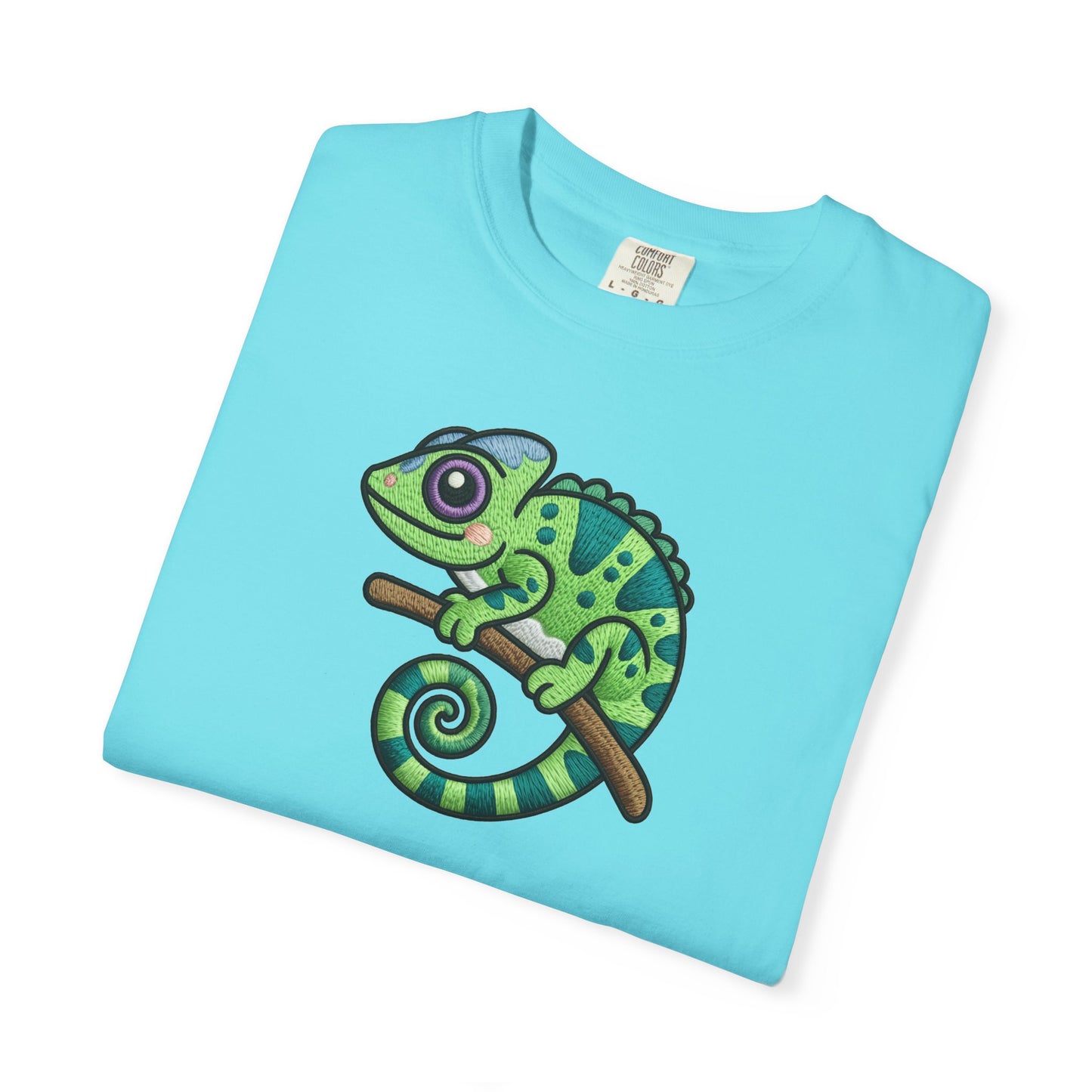 Embroidery Illusion Chameleon Graphic T-Shirt