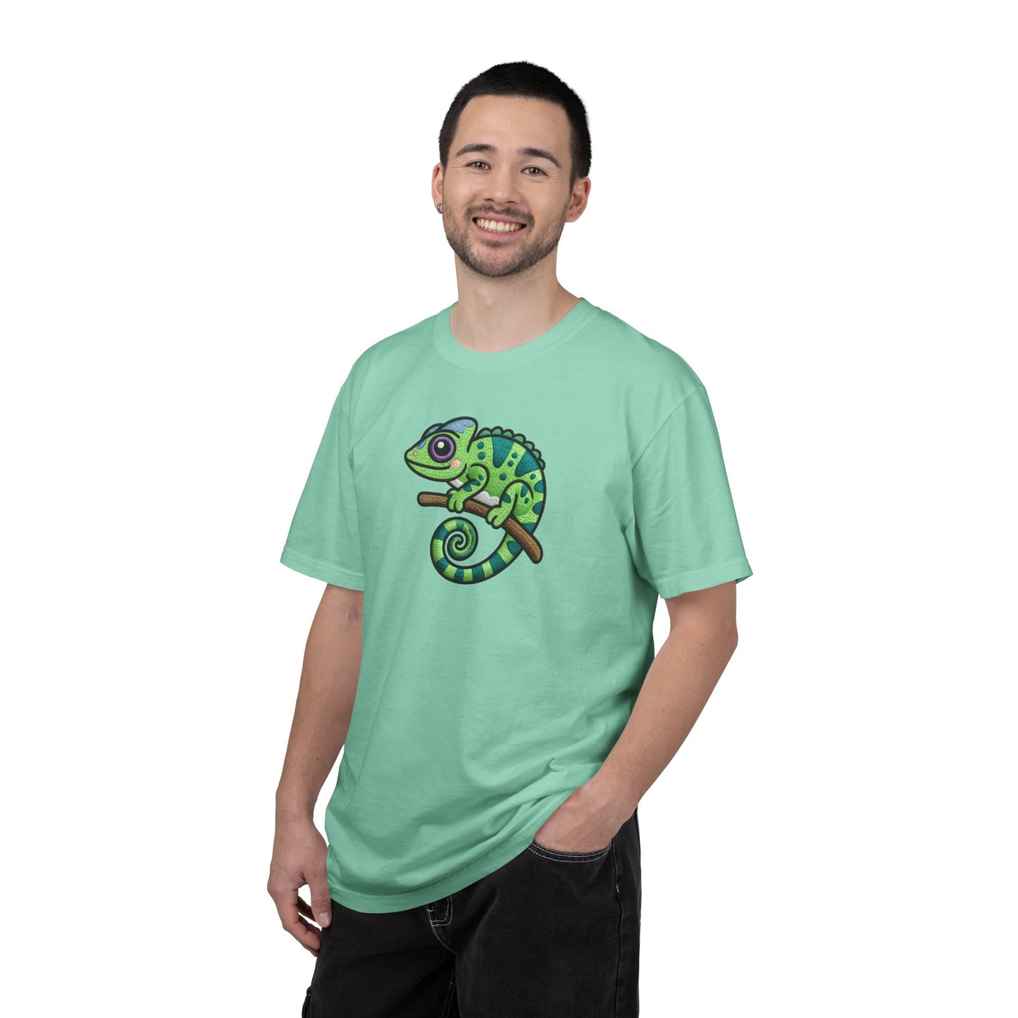 Embroidery Illusion Chameleon Graphic T-Shirt