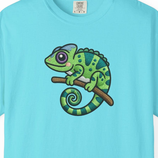 Embroidery Illusion Chameleon Graphic T-Shirt