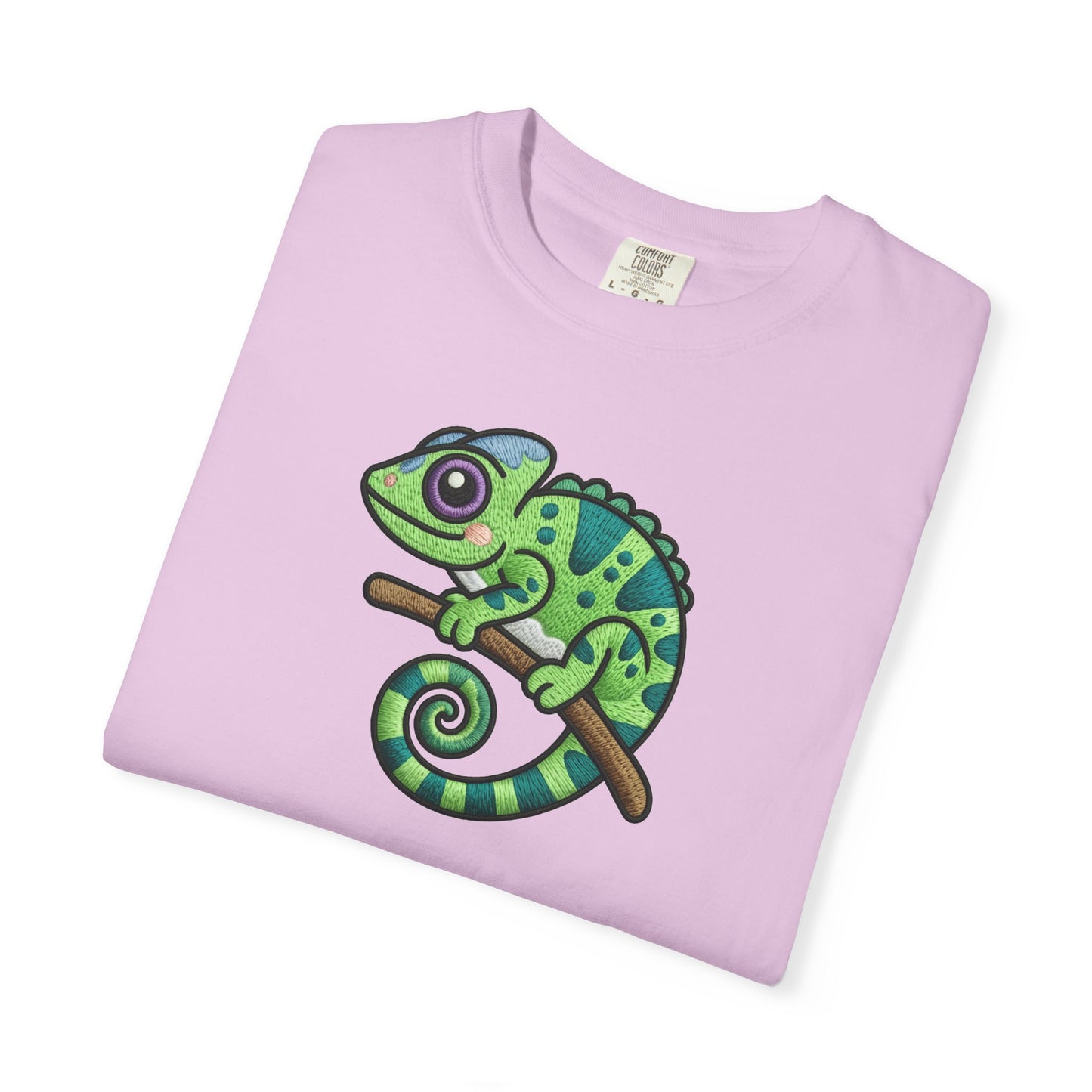Embroidery Illusion Chameleon Graphic T-Shirt