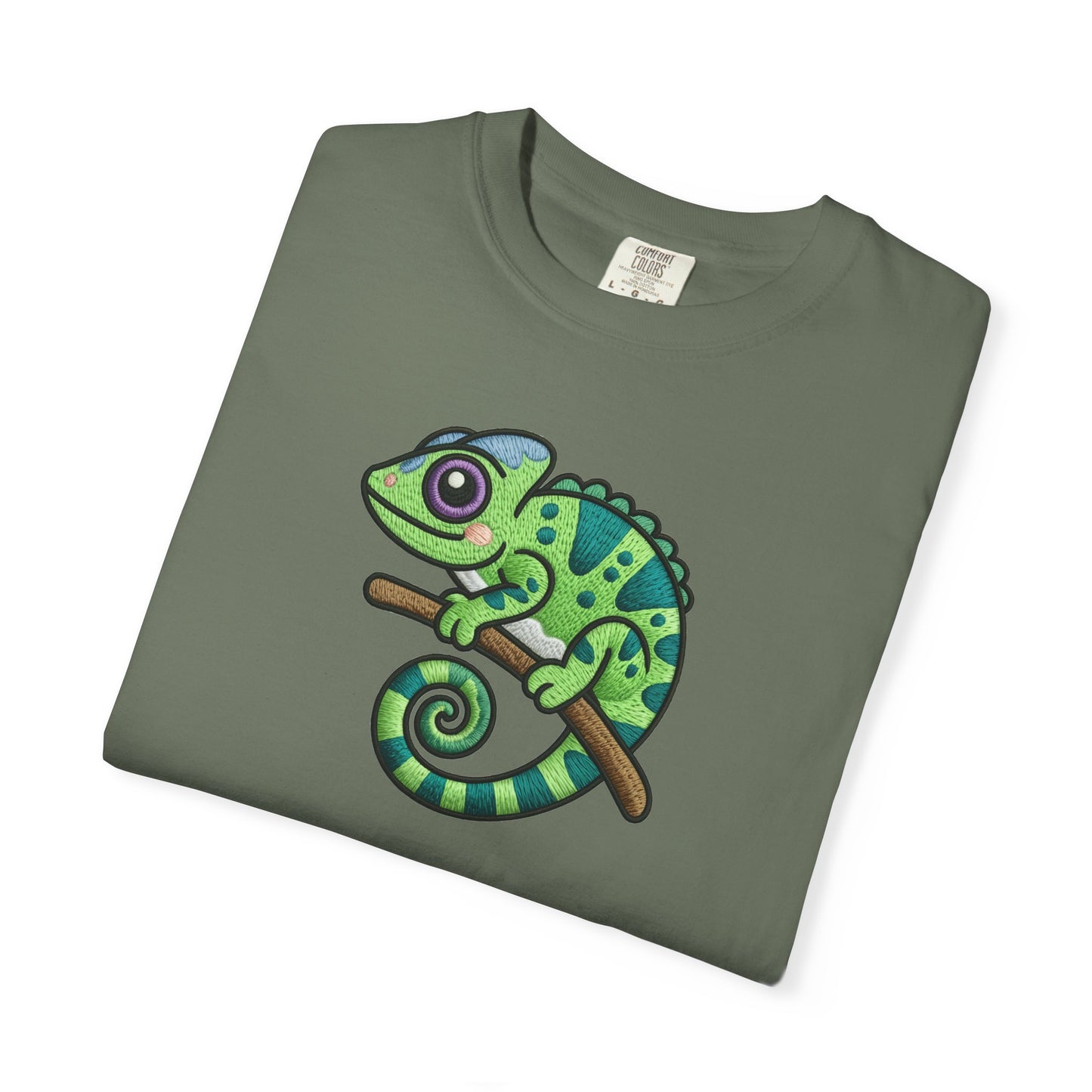 Embroidery Illusion Chameleon Graphic T-Shirt