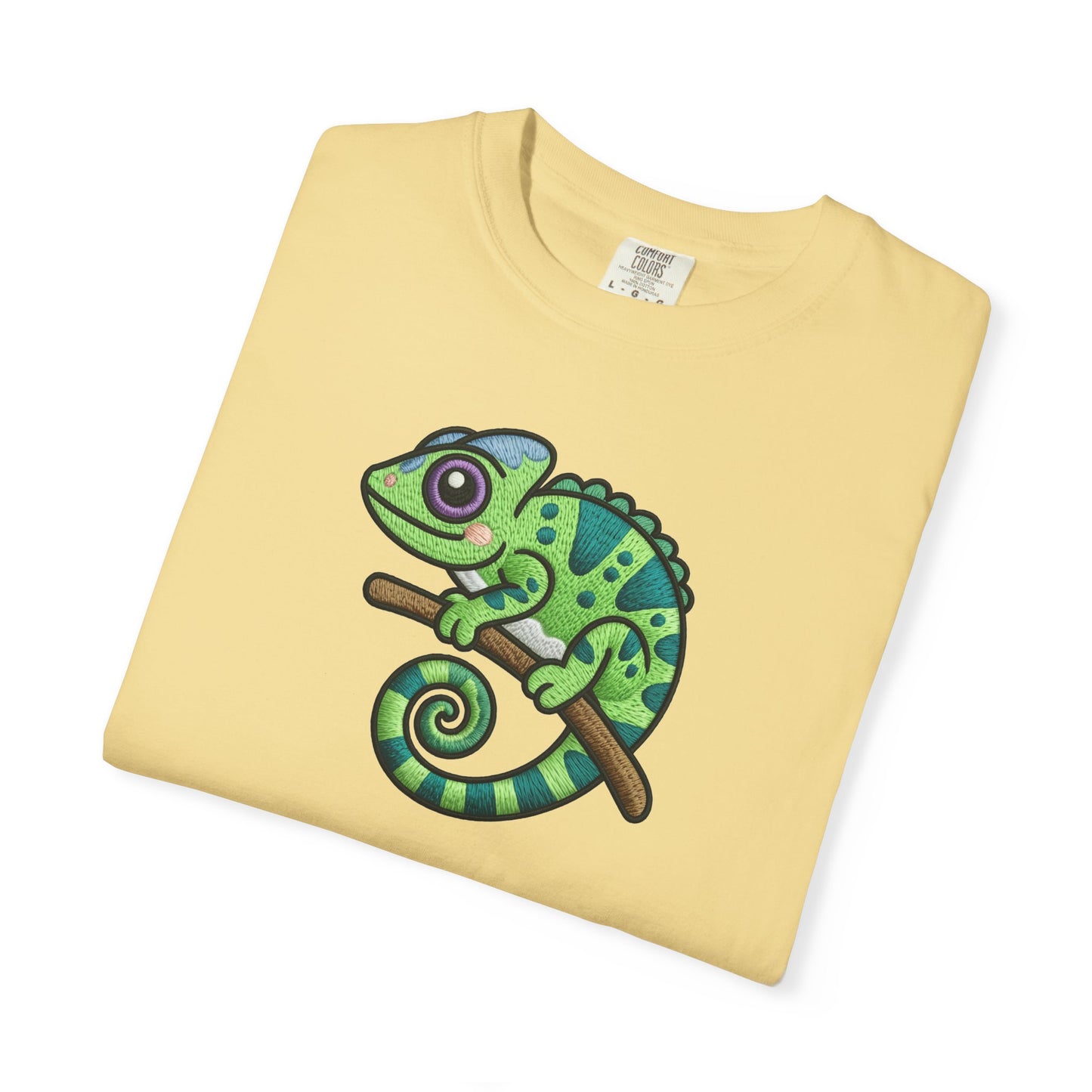 Embroidery Illusion Chameleon Graphic T-Shirt