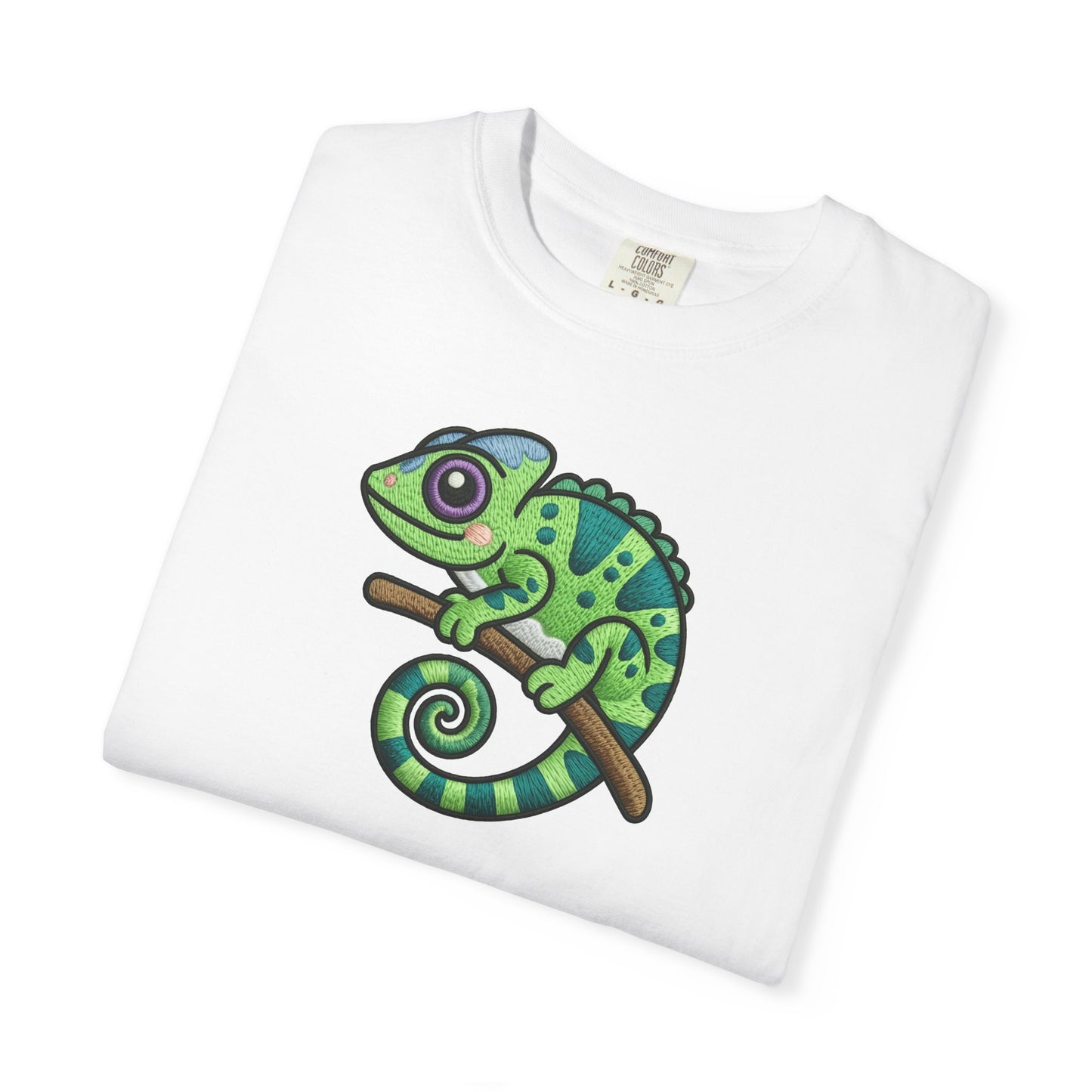 Embroidery Illusion Chameleon Graphic T-Shirt